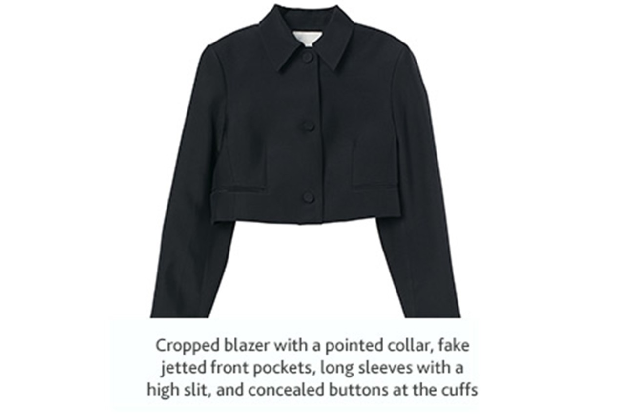 HM black blazer made of Naia Renew cellulosic fibers. 