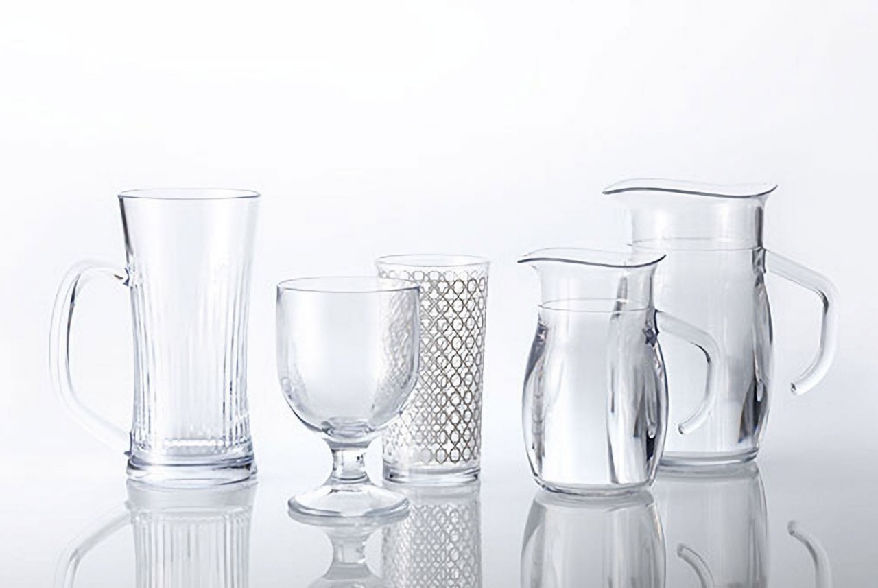 Saizeriya drinkware and glassware made with Tritan 
