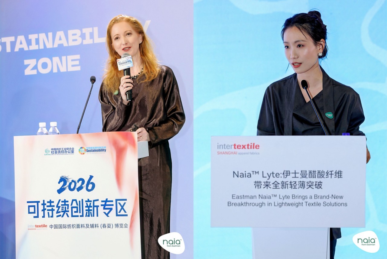 Karina Ke and Ruth Farrell speak to audiences at Intertextile Shanghai 